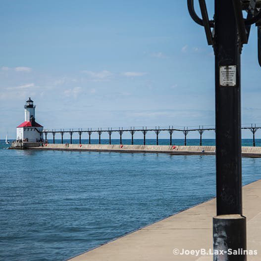 michigan-city-lighthouse-and-pier-in-the-summer-laporte-2