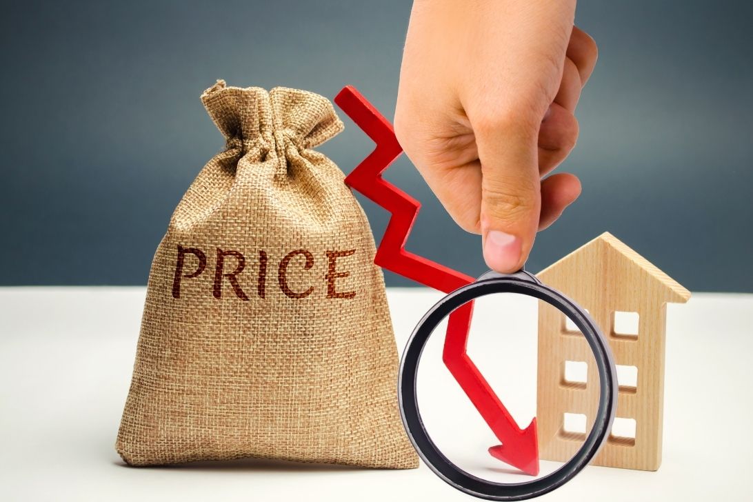Should You Lower the Price of Your Home?, Real Estate