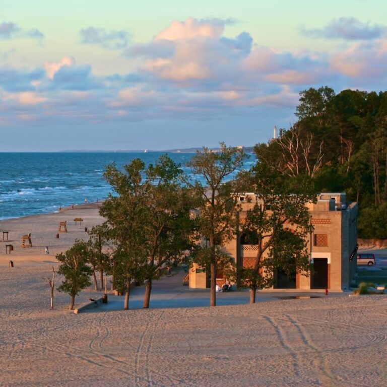 homepage-chesterton-photo