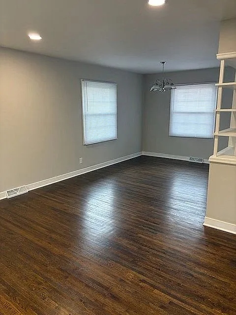 131 Crestview Ln Crown Point IN 46307