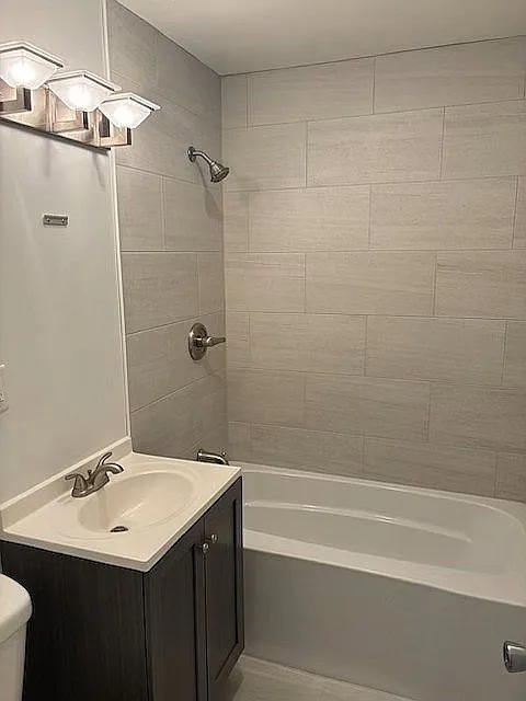 131 Crestview Ln Crown Point IN 46307