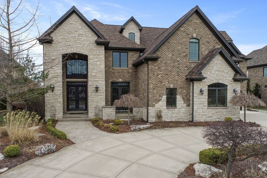 Luxury home sold in 2025 at 1521 Park West Circle Munster, Indiana, one of the most expensive homes sold in Northwest Indiana.