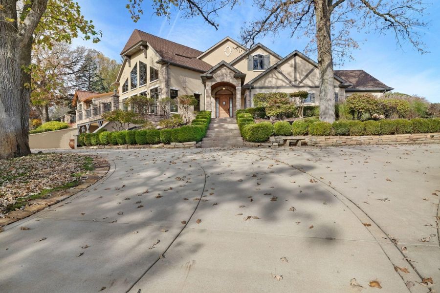 Luxury home sold in 2025 at 2200 Austin Avenue Schererville, Indiana, one of the most expensive homes sold in Northwest Indiana.