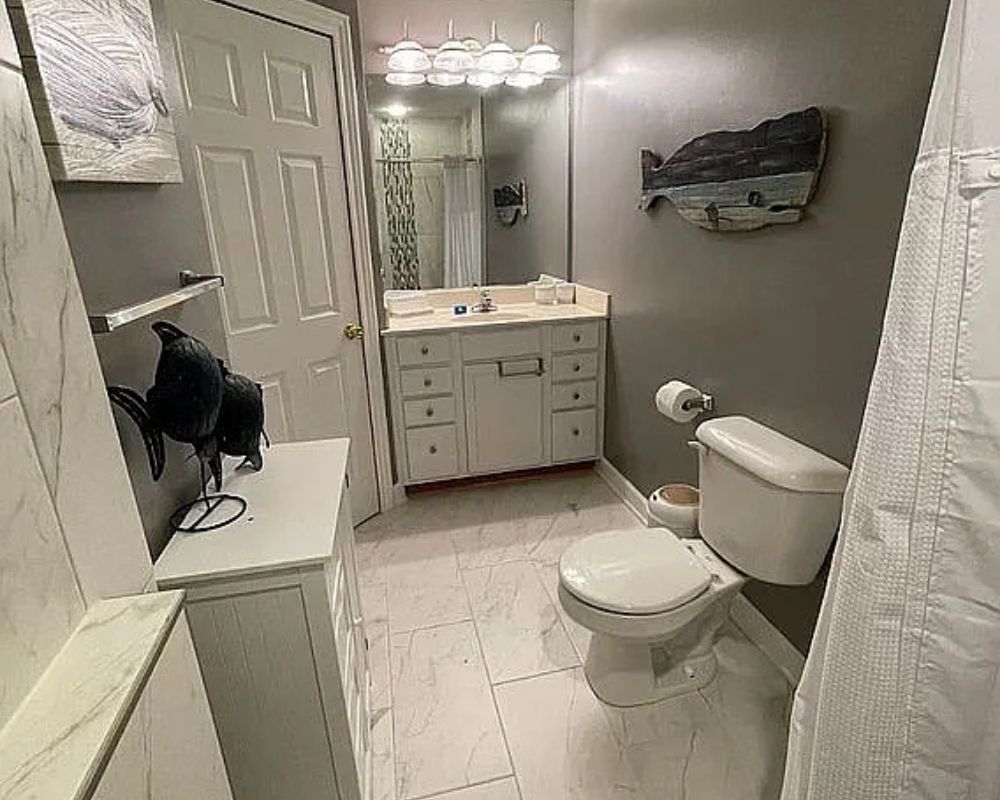 20 Northshore Drive, La Porte, IN 46350