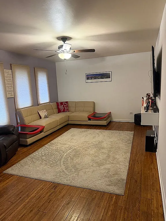 2524 James Dr. Dyer, IN 46311